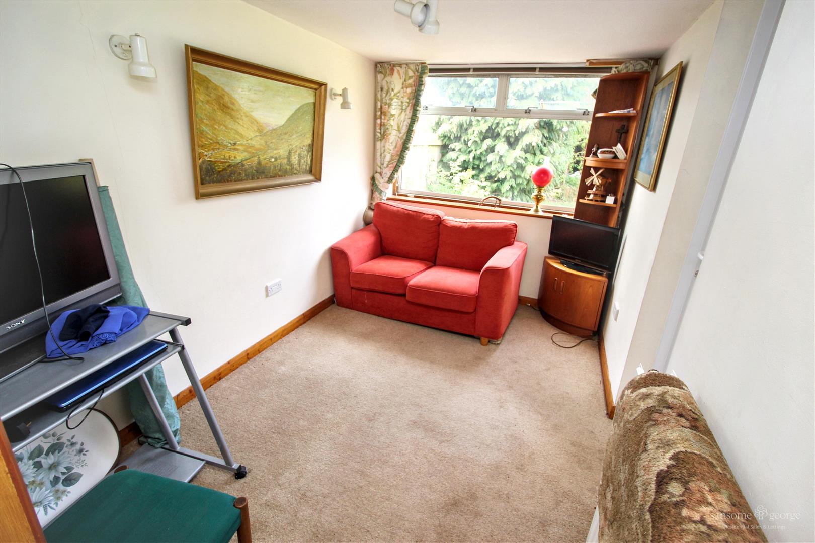 Elmstone Drive, Tilehurst, Reading